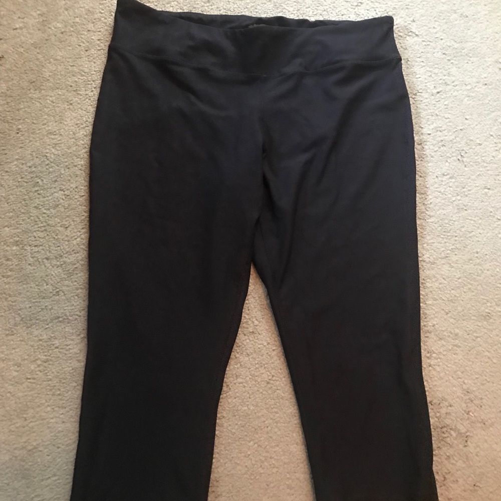 Workout capris size xxl